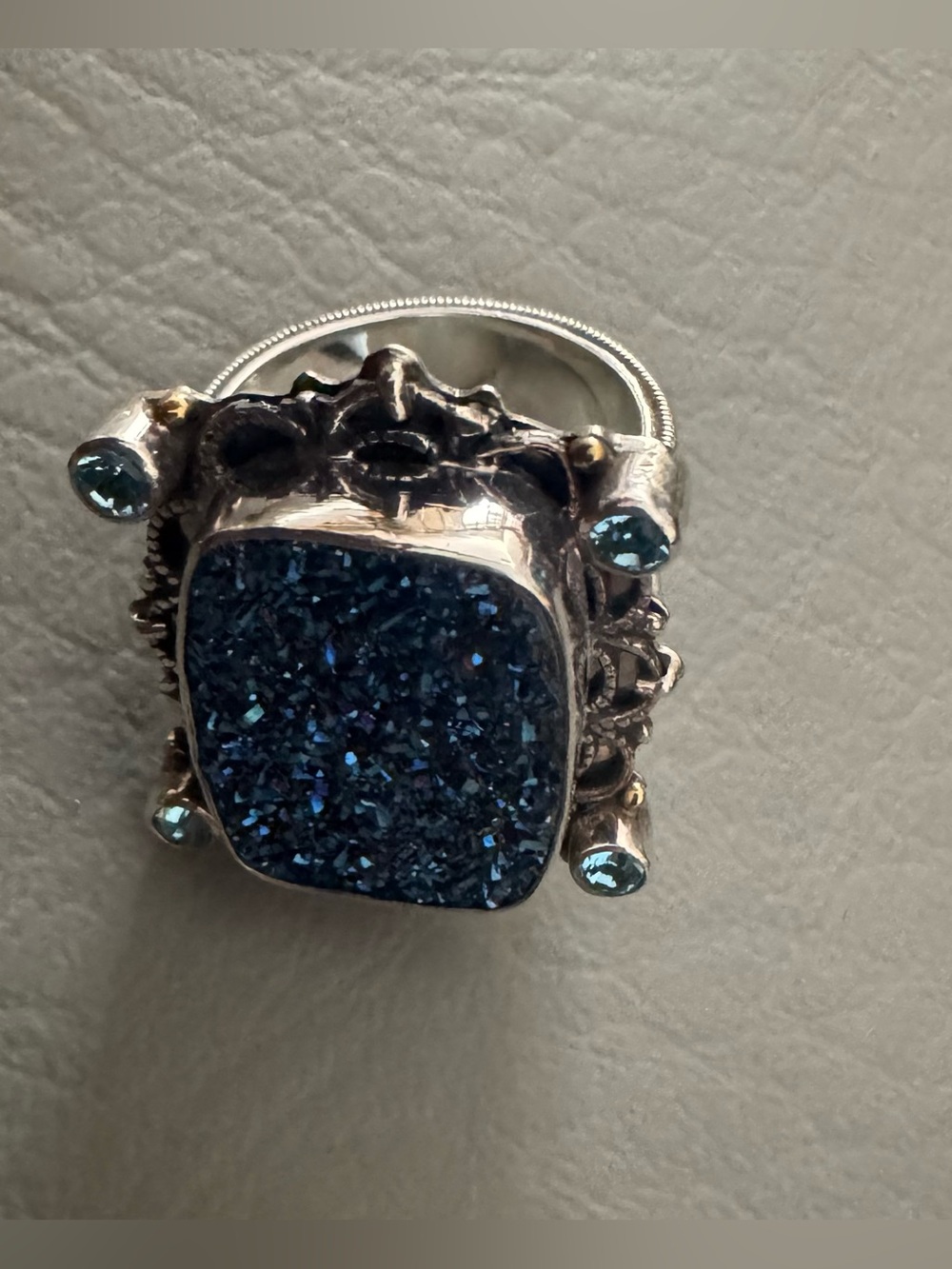 Mars & Valentine statement ring - Picture 7 of 13